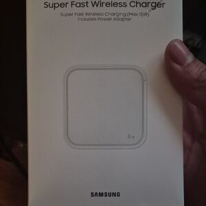 Samsung White Wireless Charger